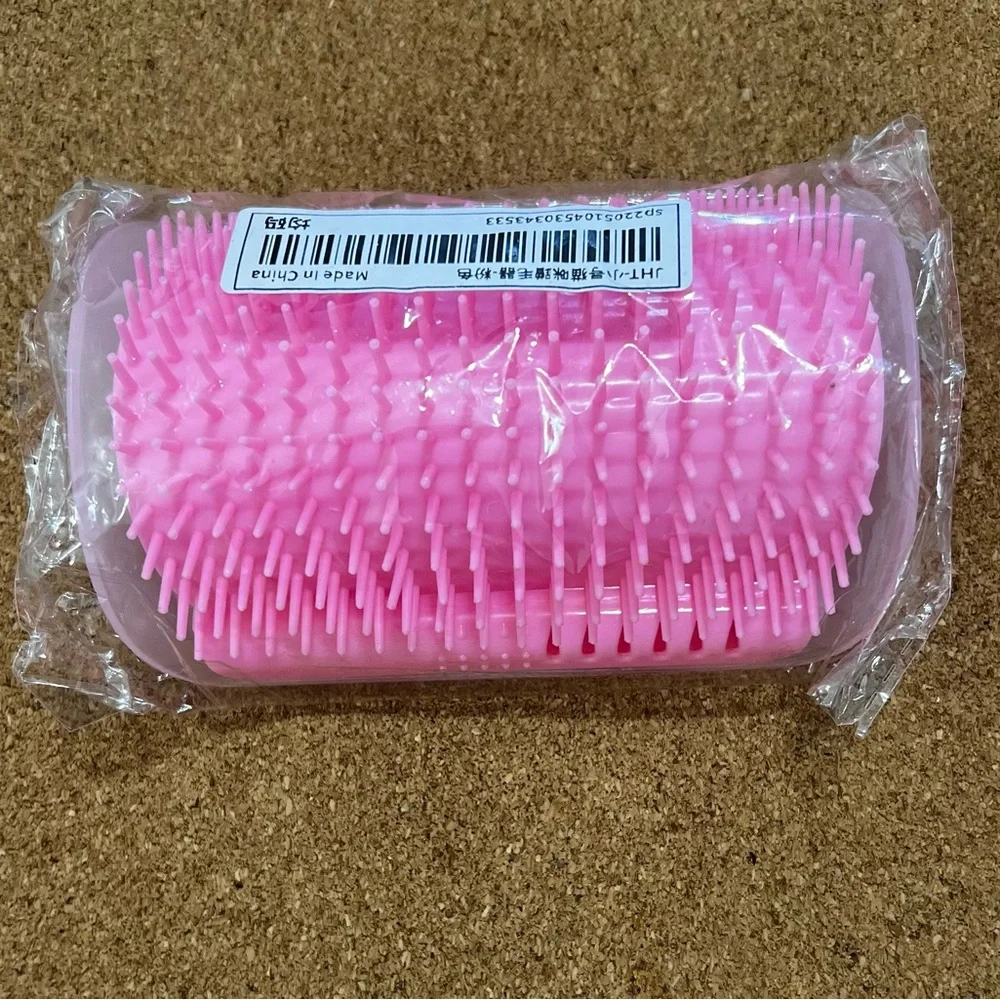 Wall Corner Cat Massage Brush